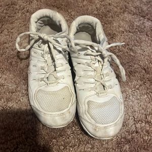 Infinity cheer shoes size 7.5